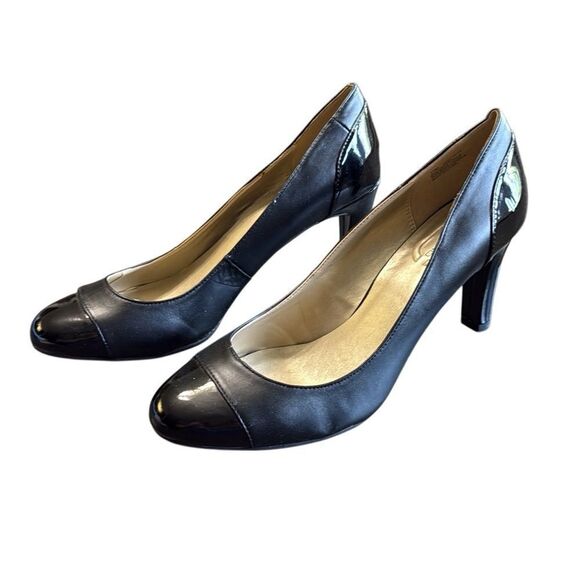 Bandolino Black Classic Heels - Picture 1 of 7